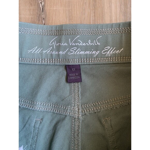 Gloria Vanderbilt Slimming Mid-Rise Green Pull On Crop Stretch Pants Size 12 EUC - Picture 4 of 7